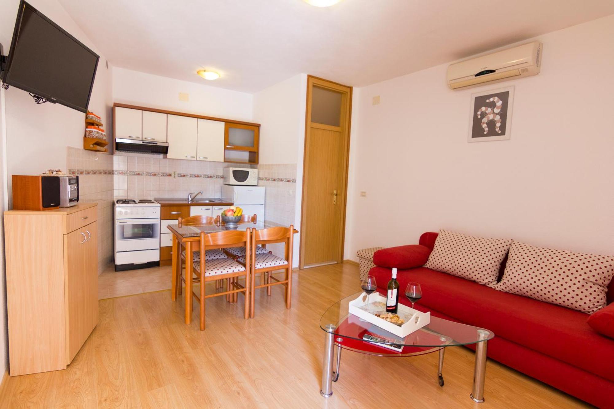 Apartman Vulic Apartment Tučepi Екстериор снимка